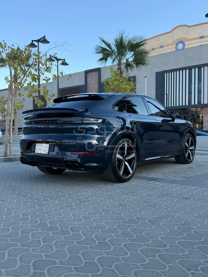 2025 بورش كايين جي تي اس