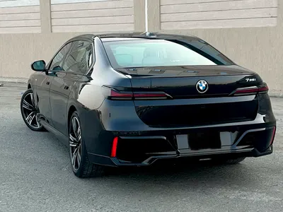 2024 بي ام دبليو الفئة السابعة 735أي