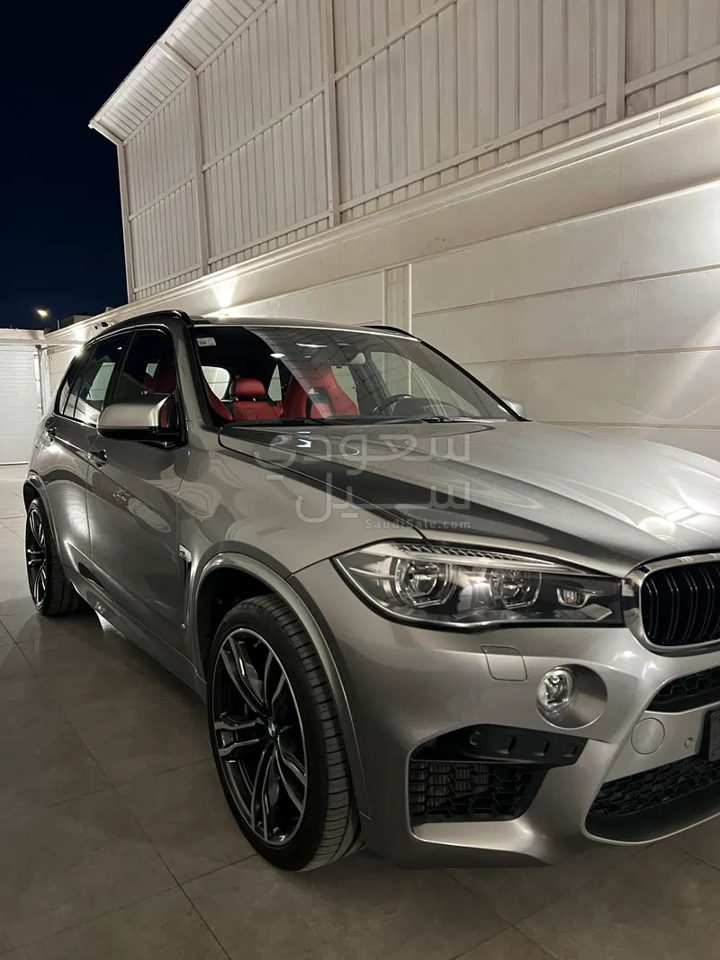 2018 بي ام دبليو الفئة اكس 5 إم