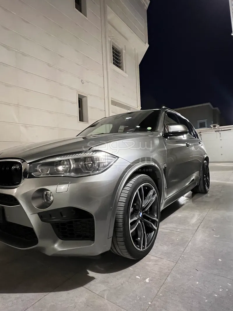 2018 بي ام دبليو الفئة اكس 5 إم