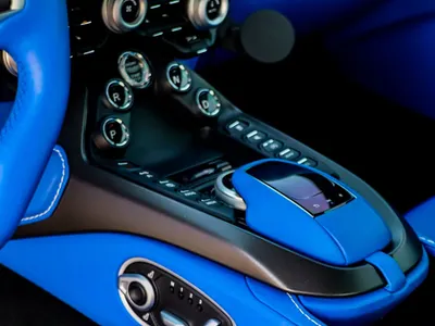 2022 استون مارتن فانتج ليمتد