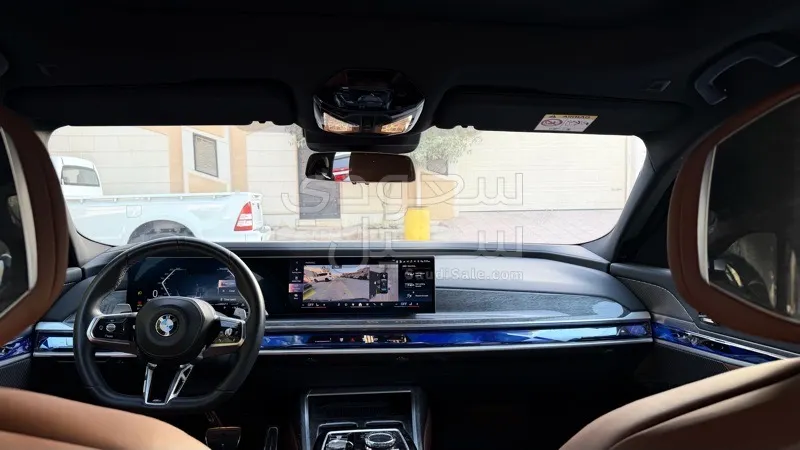 2023 بي ام دبليو الفئة السابعة 735 إل أي