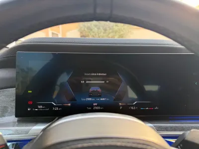 2023 بي ام دبليو الفئة السابعة 735 إل أي