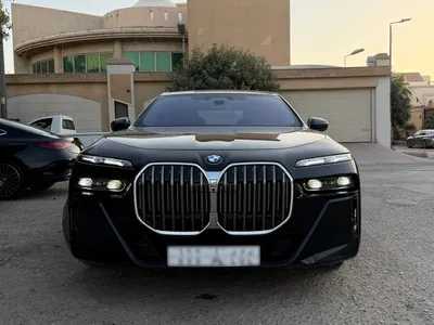 2023 بي ام دبليو الفئة السابعة 735 إل أي