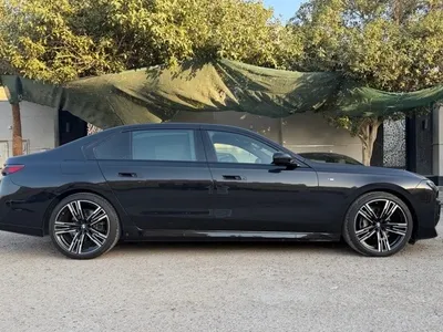 2023 بي ام دبليو الفئة السابعة 735 إل أي