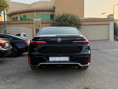 2023 بي ام دبليو الفئة السابعة 735 إل أي