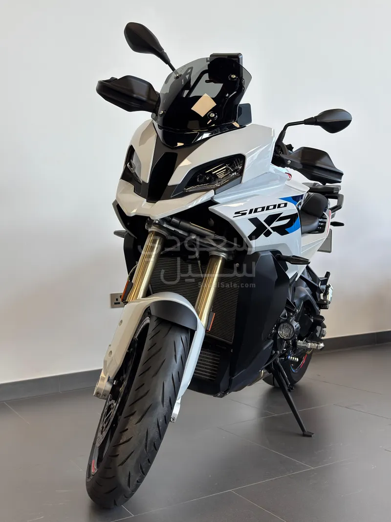 2024 بي ام دبليو دراجة نارية اس 1000 إكس أر