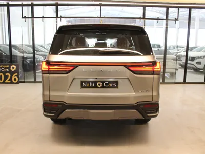 2025 لكزس إل إكس 600