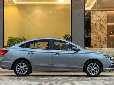 2025 ام جي ام جي 5