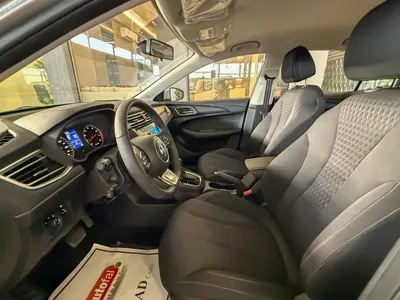 2025 ام جي ام جي 5