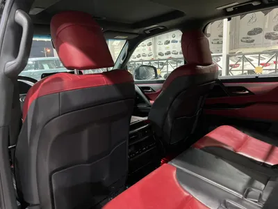 2022 لكزس إل إكس 600 إف