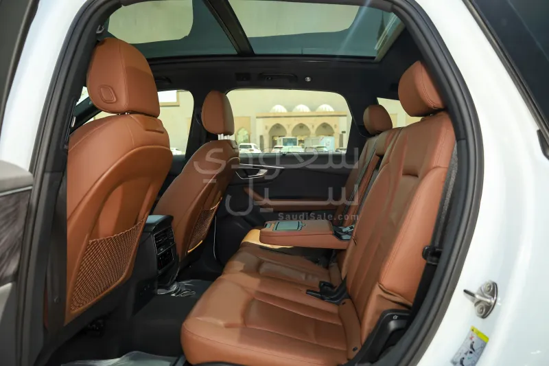 2022 اودي كيو 7 اس لاين