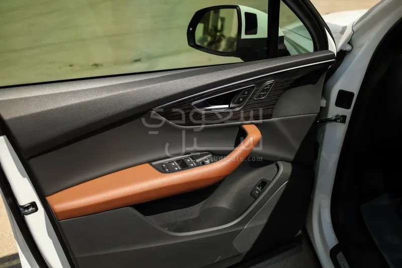 2022 اودي كيو 7 اس لاين