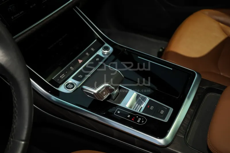 2022 اودي كيو 7 اس لاين