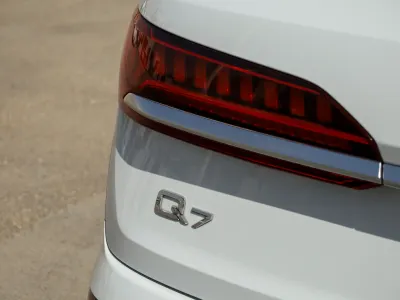 2022 اودي كيو 7 اس لاين