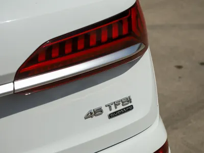 2022 اودي كيو 7 اس لاين