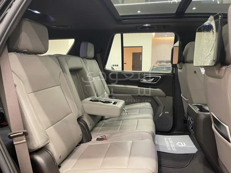 2023 شفروليه تاهو زد 71