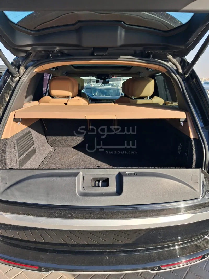 2022 لاند روفر رينج روفر اوتوبيوغرافي