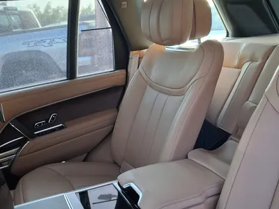 2022 لاند روفر رينج روفر اوتوبيوغرافي