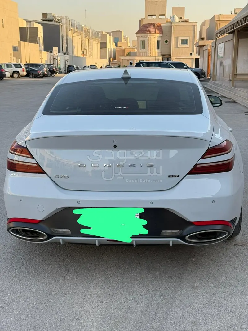 2021 جينيسيس جي 70