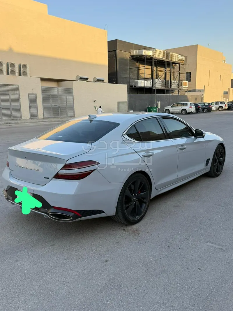 2021 جينيسيس جي 70