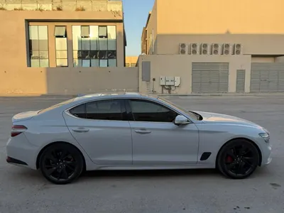 2021 جينيسيس جي 70