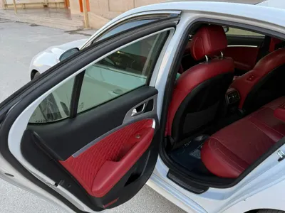 2021 جينيسيس جي 70