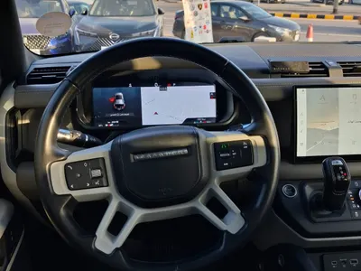 2022 لاند روفر ديفيندر 110