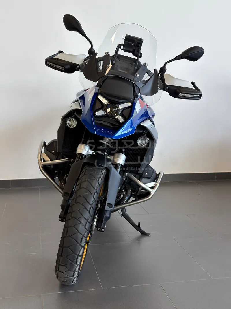 2024 بي ام دبليو دراجة نارية