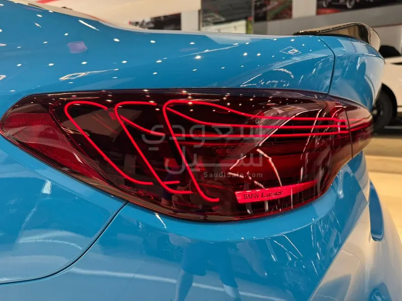 2025 بي ام دبليو الفئة ام ام 4 سي إس