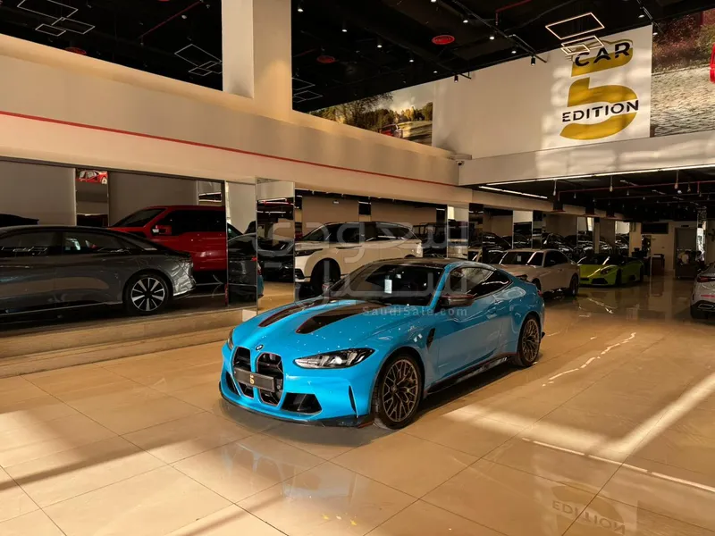 2025 بي ام دبليو الفئة ام ام 4 سي إس