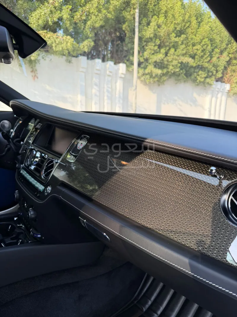 2017 رولز رويس رييث بلاك بادج