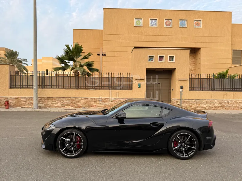 2022 تويوتا سوبرا جي ار