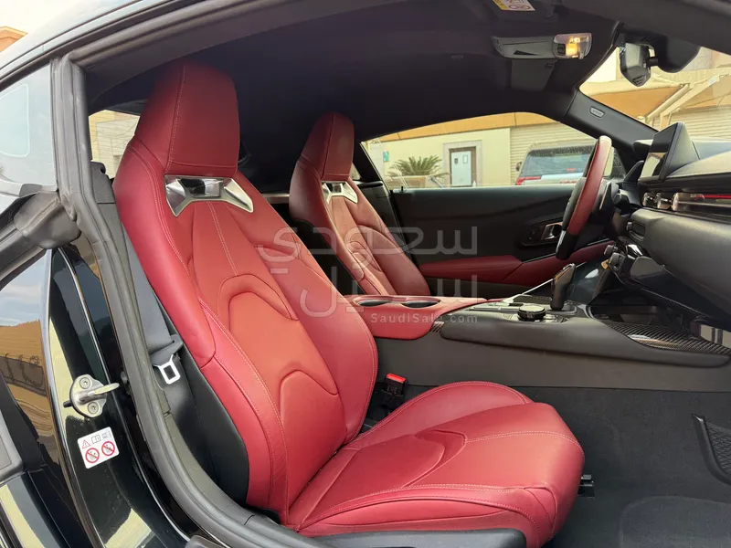 2022 تويوتا سوبرا جي ار