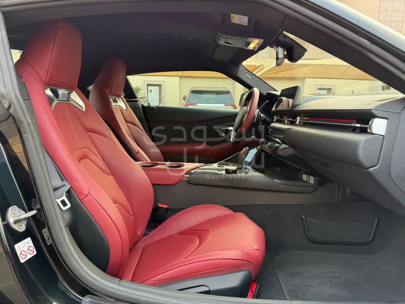 2022 تويوتا سوبرا جي ار