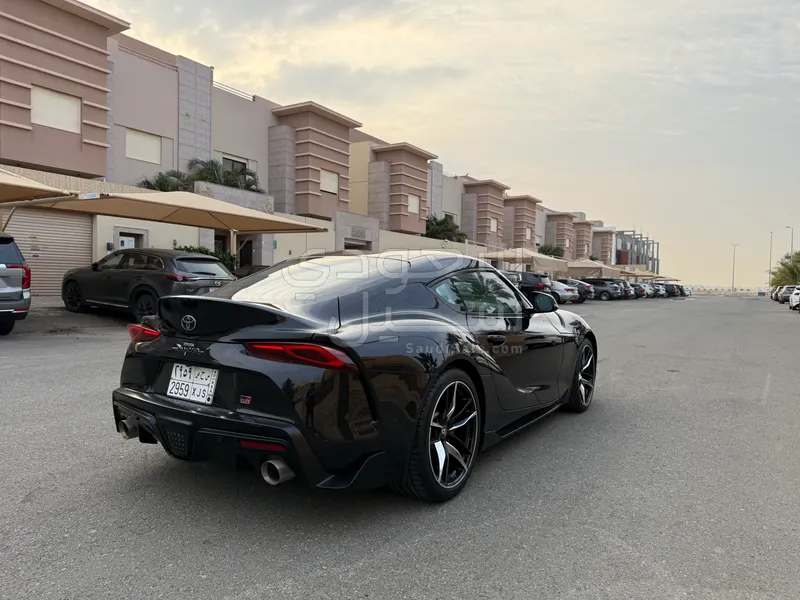 2022 تويوتا سوبرا جي ار