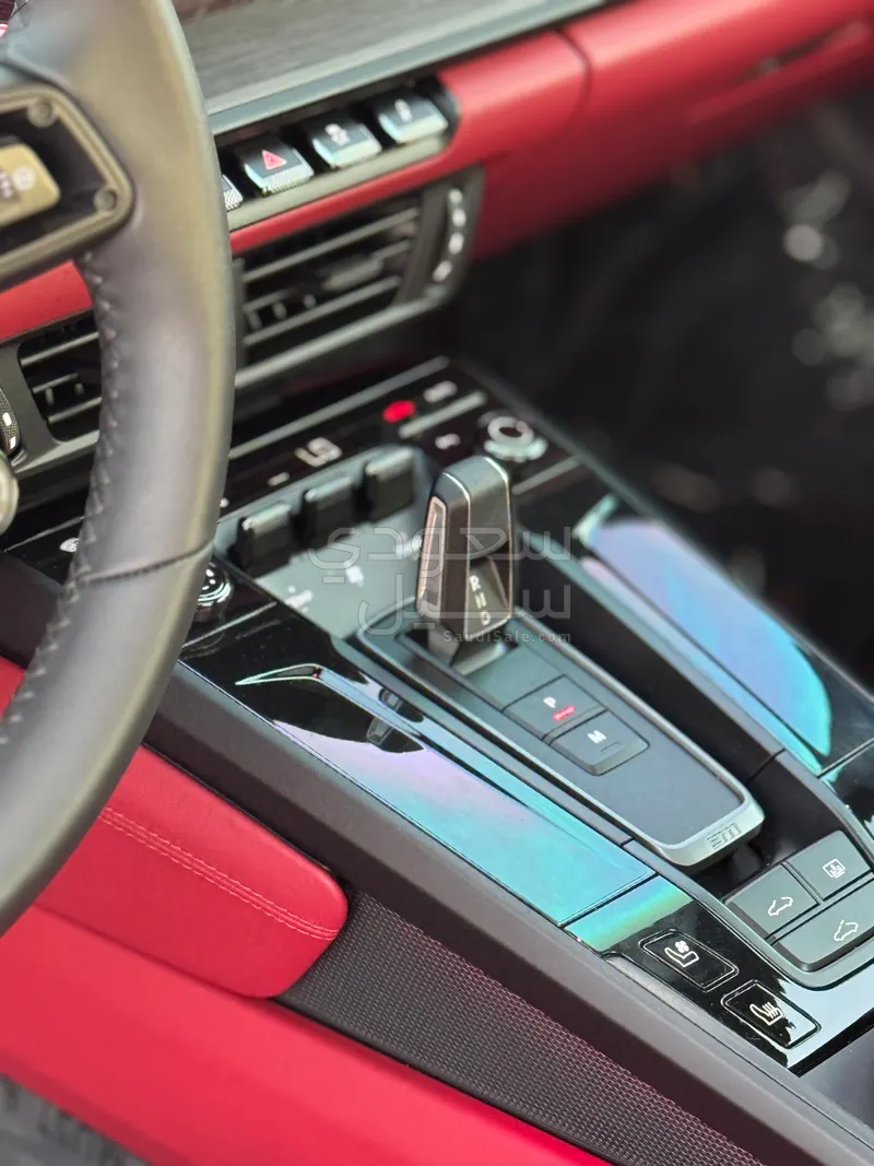 2026 بورش 911 كاريرا جي تي اس