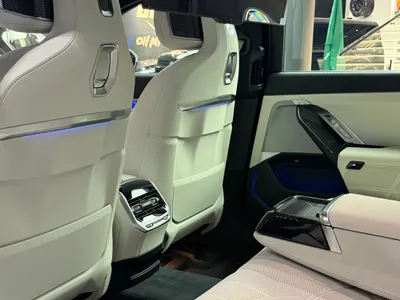 2026 بي ام دبليو الفئة السابعة 735أي