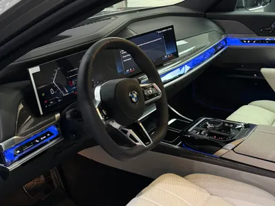 2026 بي ام دبليو الفئة السابعة 735أي