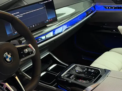 2026 بي ام دبليو الفئة السابعة 735أي