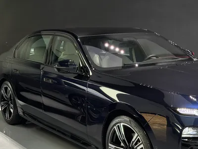 2026 بي ام دبليو الفئة السابعة 735أي