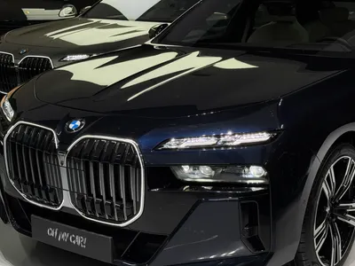 2026 بي ام دبليو الفئة السابعة 735أي