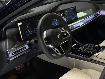 2026 بي ام دبليو الفئة السابعة 735أي