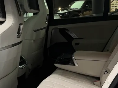 2026 بي ام دبليو الفئة السابعة 735أي