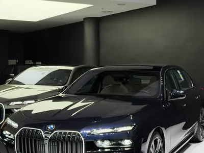 2026 بي ام دبليو الفئة السابعة 735أي