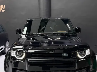 2025 لاند روفر ديفيندر اكس 110