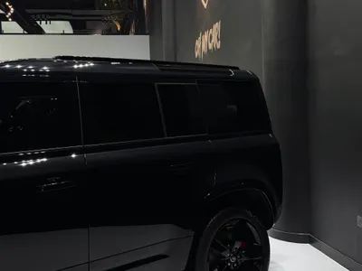 2025 لاند روفر ديفيندر اكس 110