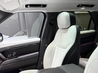 2025 لاند روفر رينج روفر سبورت اتش اس اي