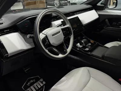 2025 لاند روفر رينج روفر سبورت اتش اس اي