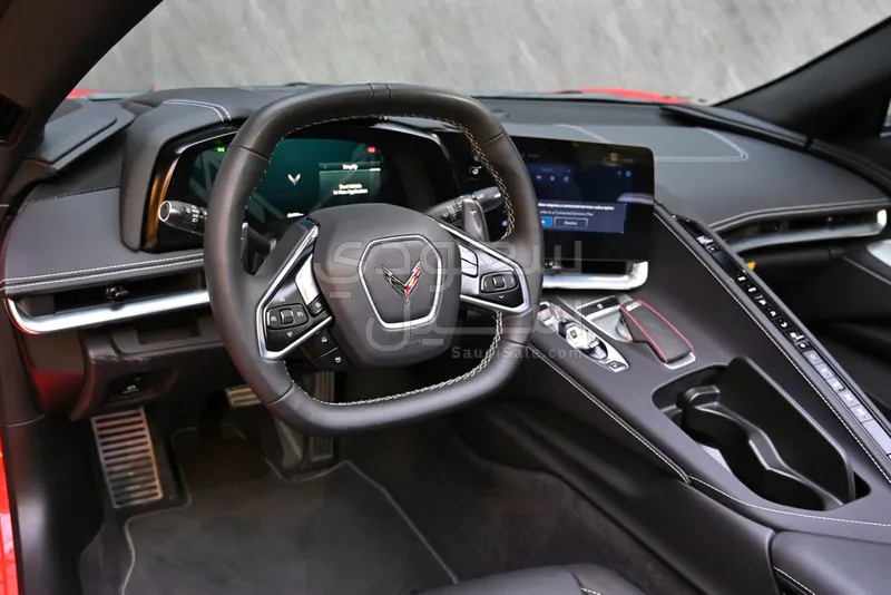 2024 شفروليه كورفيت سي 8